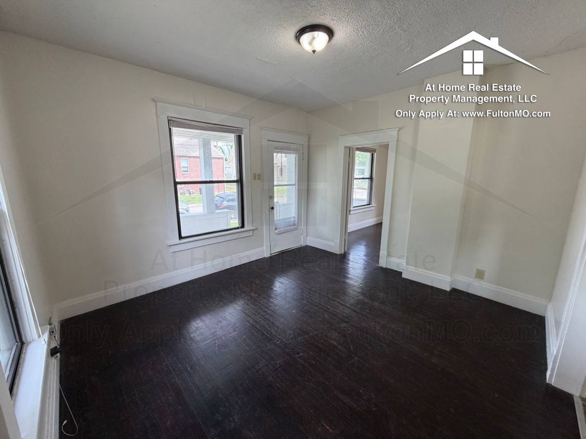 House for rent at 217 W 6th St, Fulton, MO 65251