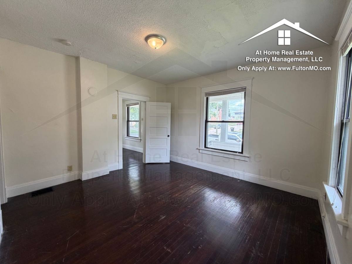 House for rent at 217 W 6th St, Fulton, MO 65251