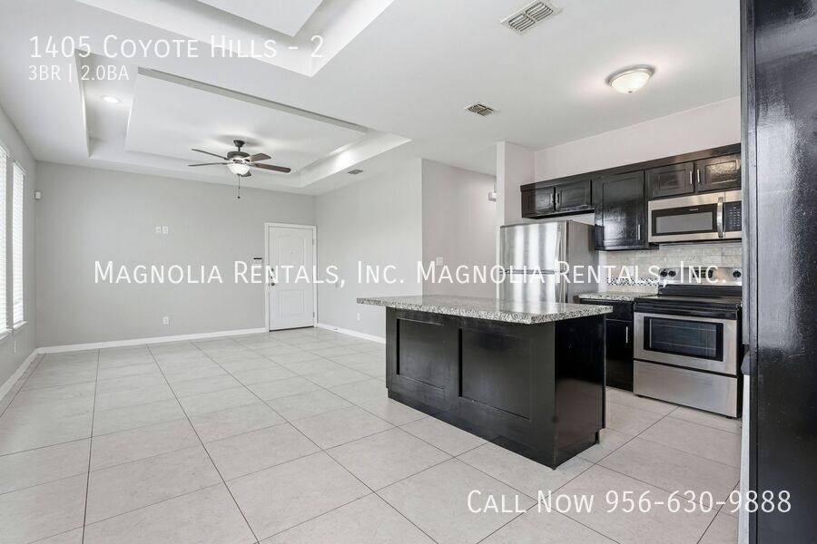 Apartment for rent at 1405 Coyote Hills #2, Edinburg, TX 78541