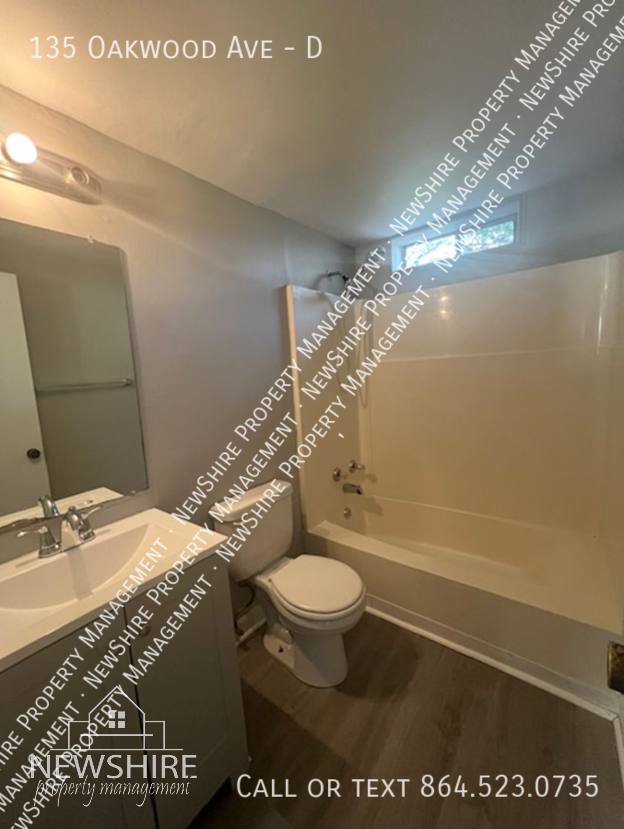 Apartment for rent at 135 Oakwood Ave #D, Spartanburg, SC 29302