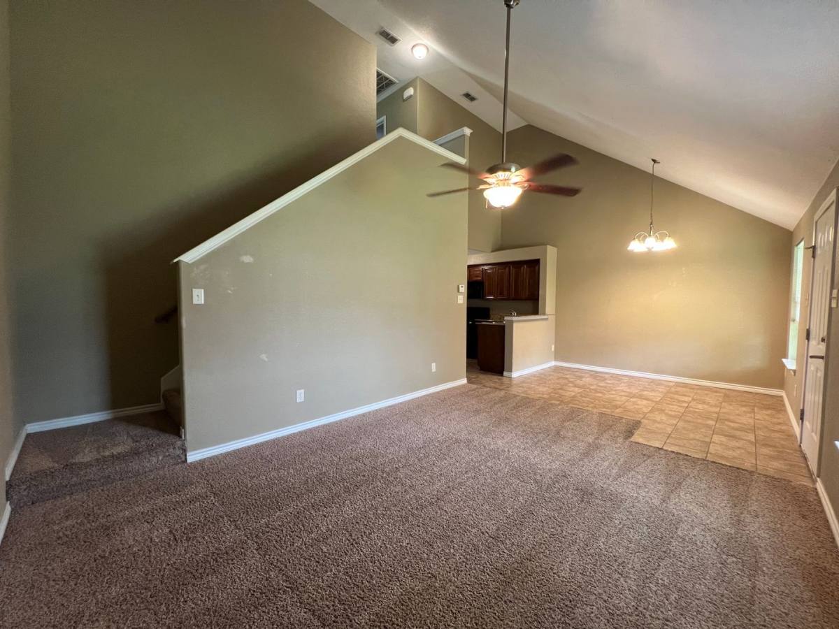 House for rent at 1470 N Belknap St, Stephenville, TX 76401