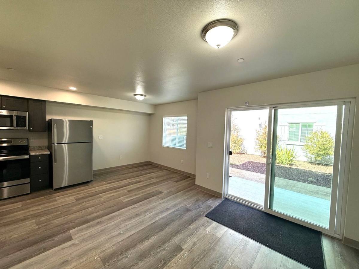 Townhouse for rent at 529 S Pine St, Santa Maria, CA 93458