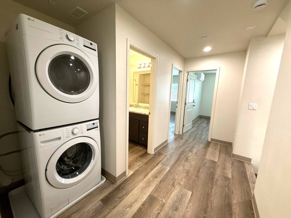 Townhouse for rent at 529 S Pine St, Santa Maria, CA 93458