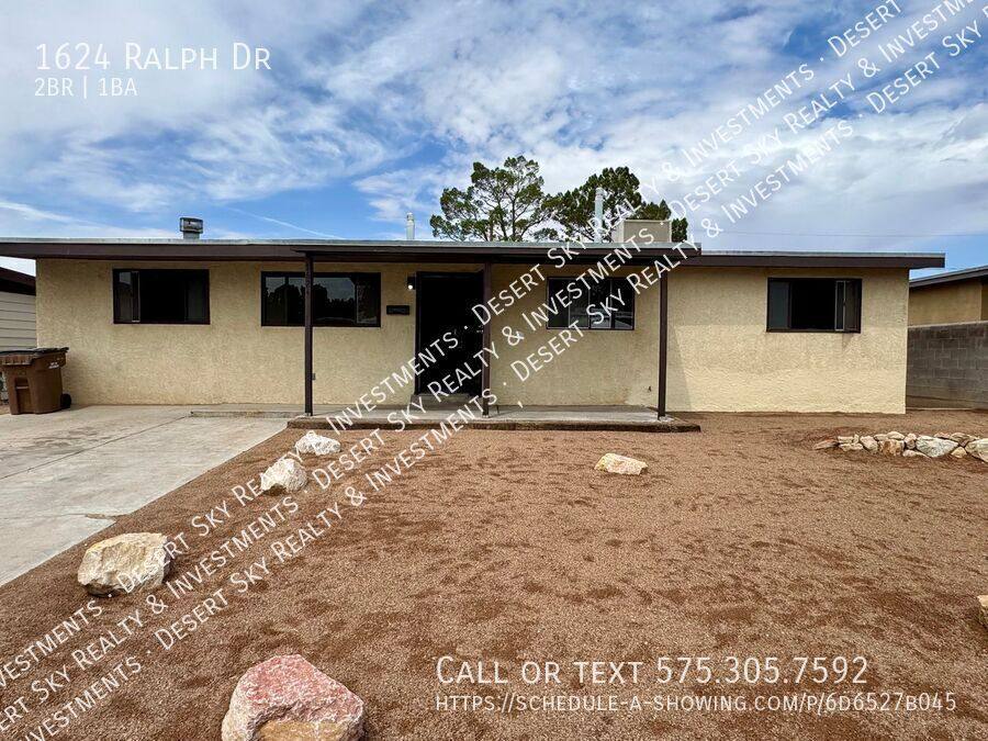 House for rent at 1624 Ralph Dr, Las Cruces, NM 88001