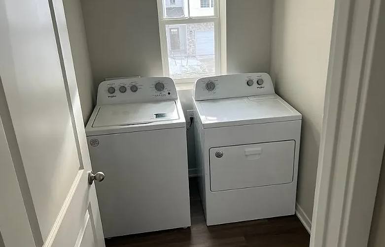 Townhouse for rent at 355 Ember Dr #1, Waukee, IA 50263