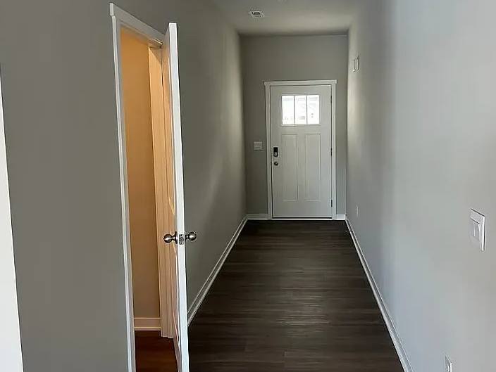 Townhouse for rent at 355 Ember Dr #1, Waukee, IA 50263