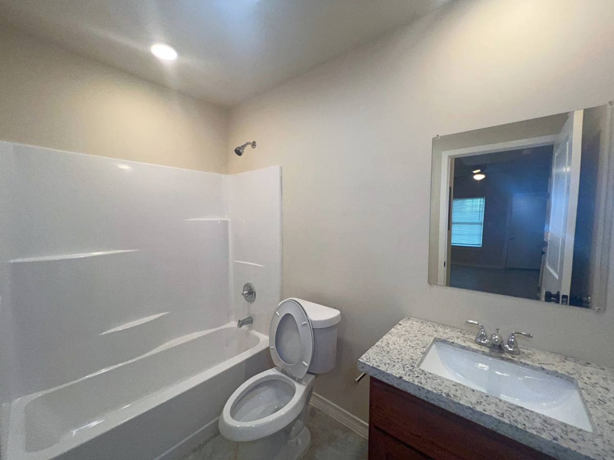 Apartment for rent at 2904 E Lyon, Laredo, TX 78043