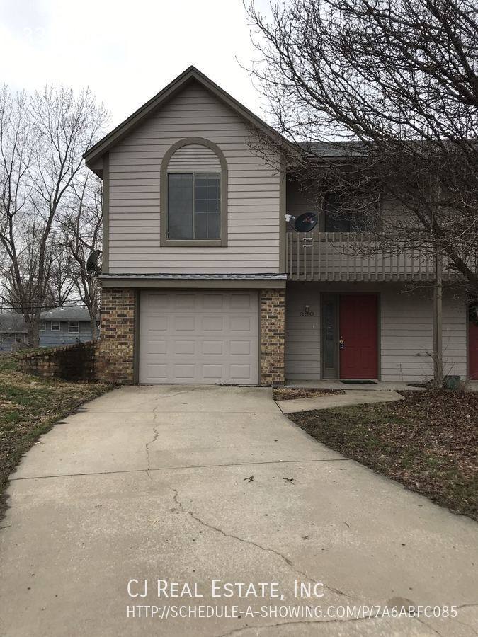 House for rent at 330 NW Gibson, Lees Summit, MO 64081