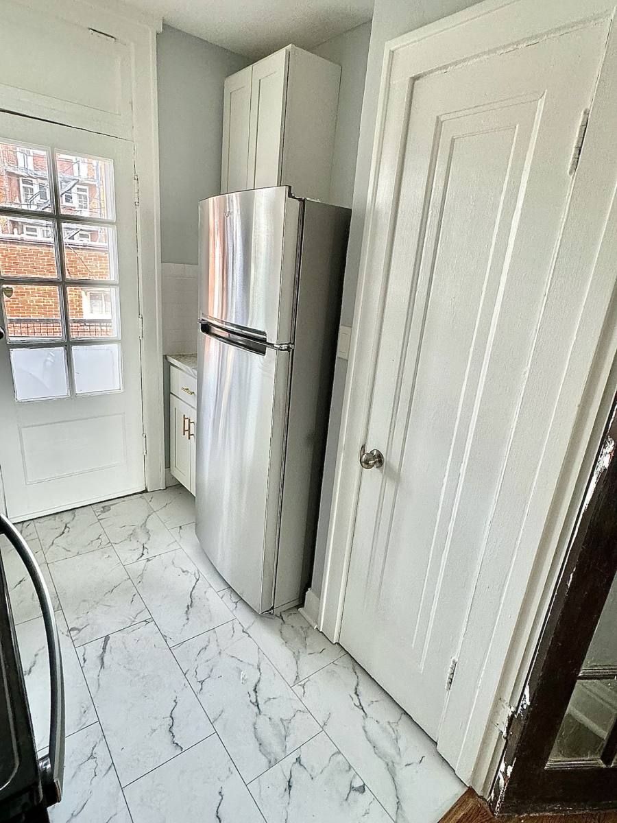 Apartment for rent at 4929 Chippewa St #3N, Saint Louis, MO 63109