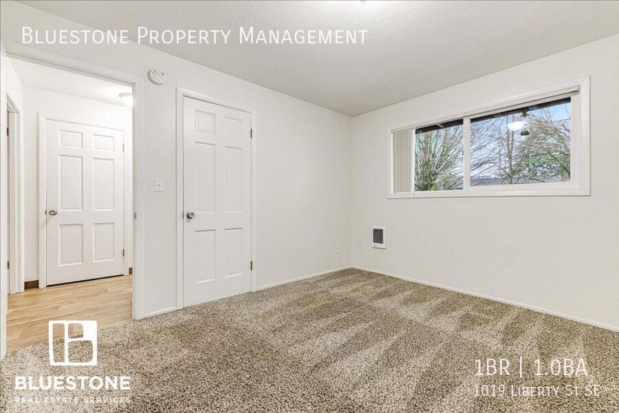 Apartment for rent at 1019 Liberty St SE, Salem, OR 97302