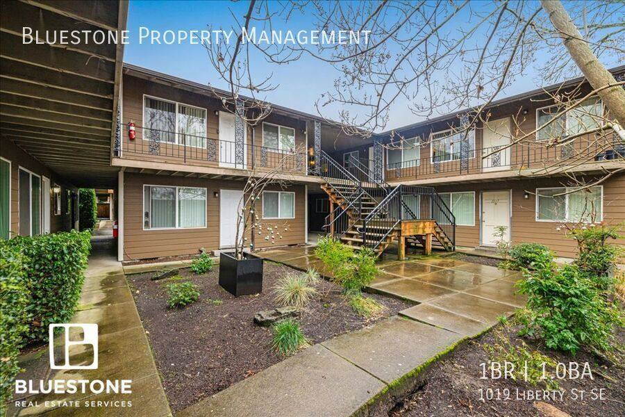 Apartment for rent at 1019 Liberty St SE, Salem, OR 97302