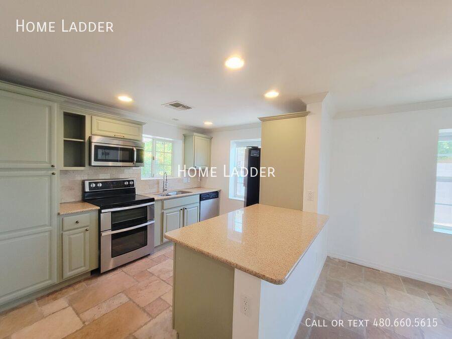 House for rent at 4201 N 19th St, Phoenix, AZ 85016