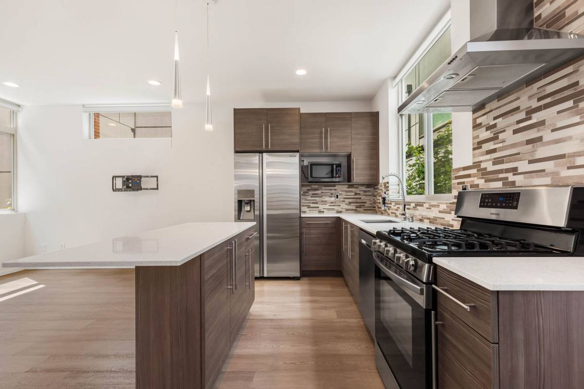 Townhouse for rent at 724A Martin Luther King Jr Way, Seattle, WA 98122