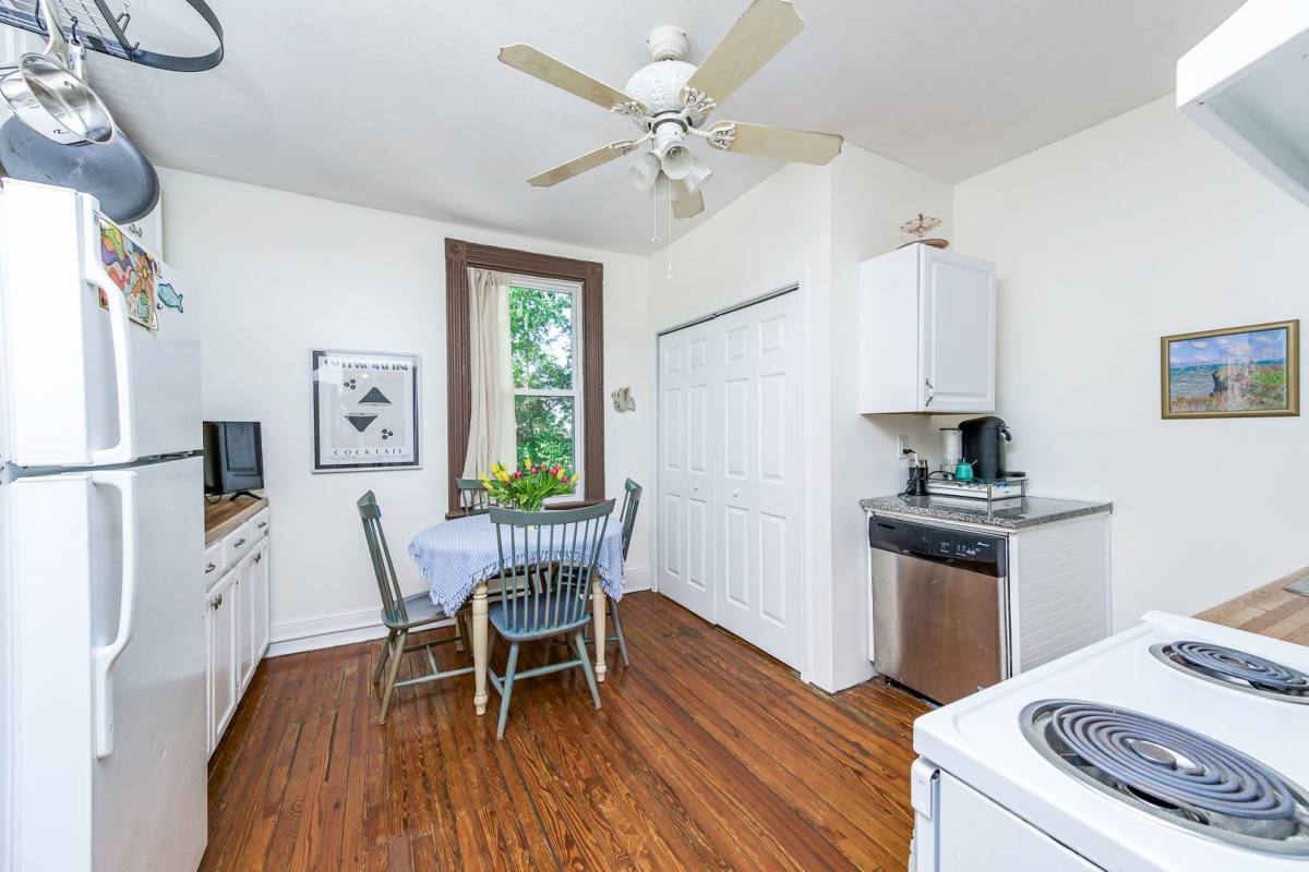 Apartment for rent at 3203 Parkwood Ave, Richmond, VA 23221
