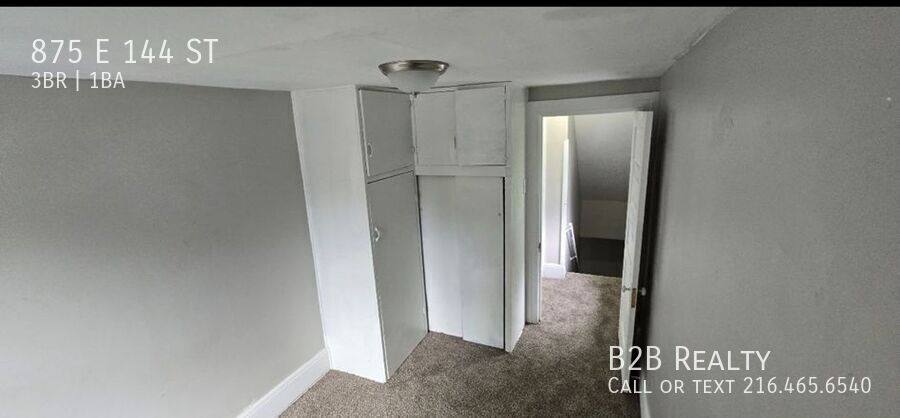 Apartment for rent at 875 E 144 St, Cleveland, OH 44110