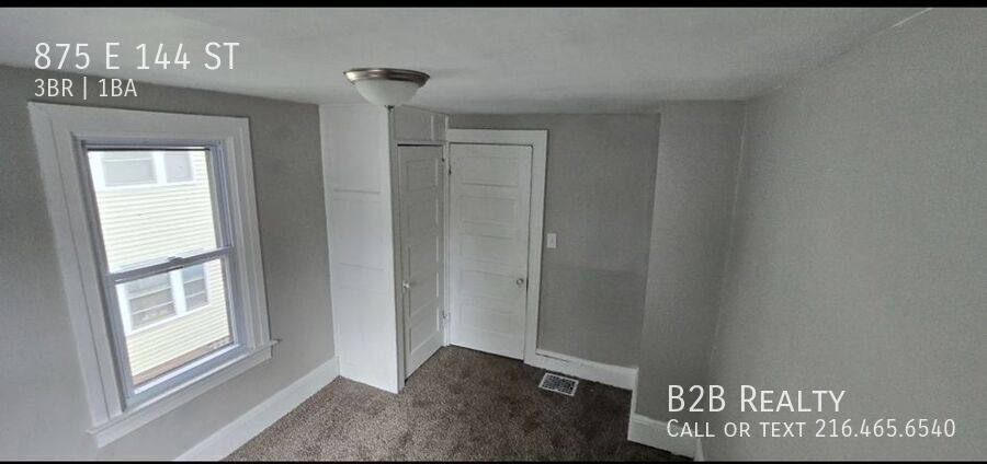 Apartment for rent at 875 E 144 St, Cleveland, OH 44110