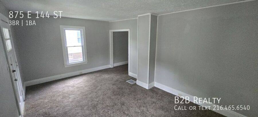 Apartment for rent at 875 E 144 St, Cleveland, OH 44110