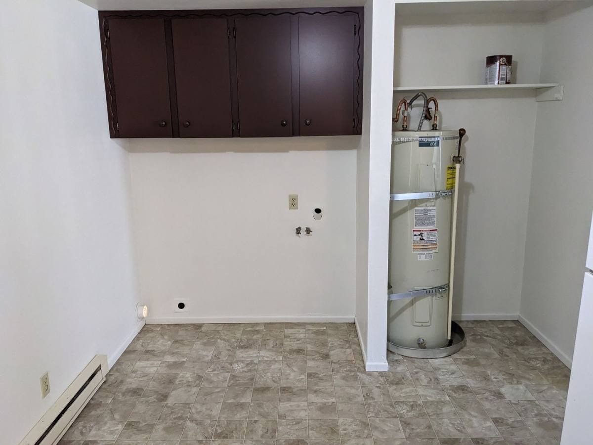 Apartment for rent at 1338 Main St, Dallas, OR 97338