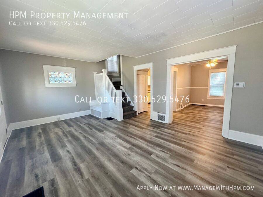 House for rent at 3014 2nd St NW, Canton, OH 44708