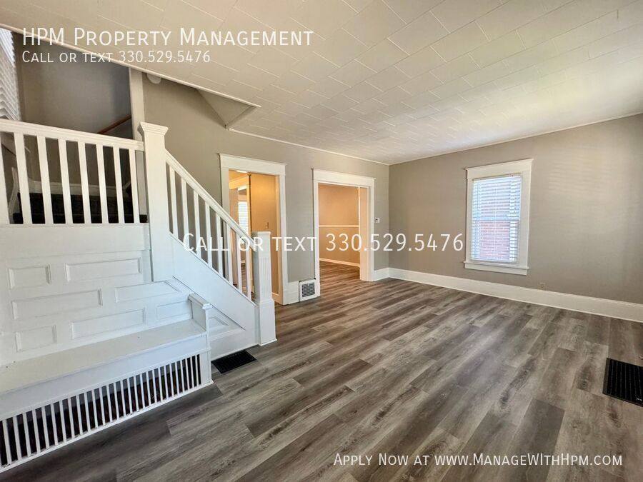 House for rent at 3014 2nd St NW, Canton, OH 44708
