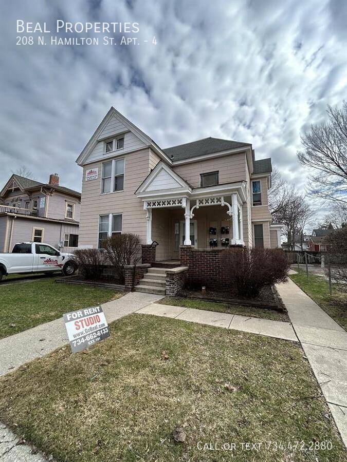 Apartment for rent at 208 N Hamilton St #4, Ypsilanti, MI 48197