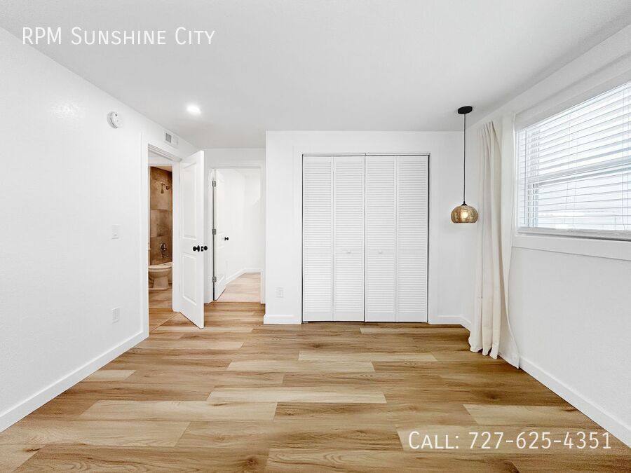Apartment for rent at 4631 Queensboro Ave S, Saint Petersburg, FL 33711