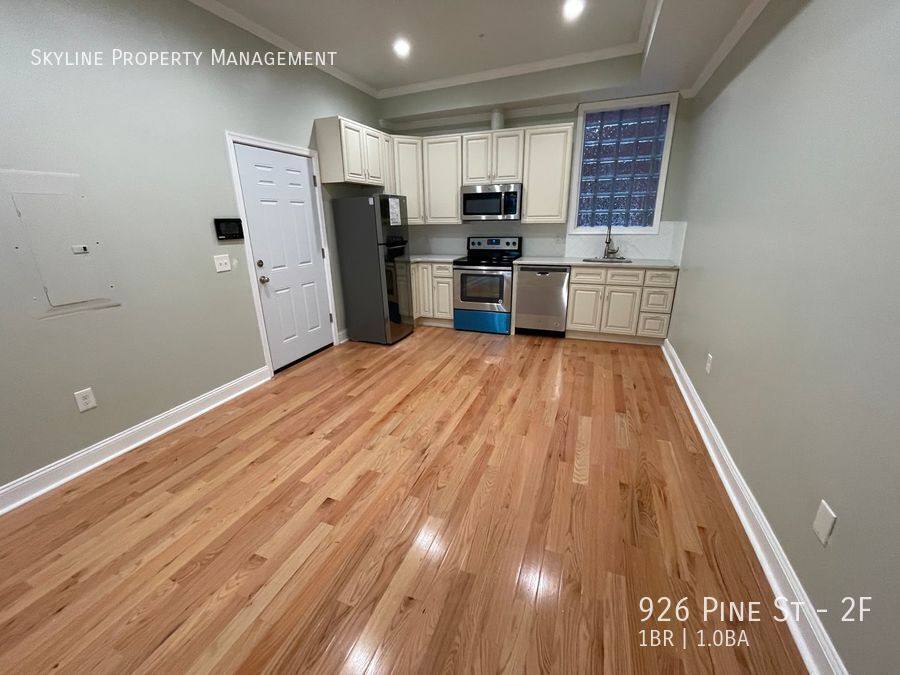 Apartment for rent at 926 Pine St #2F, Philadelphia, PA 19107