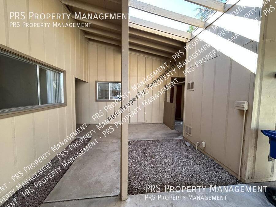 House for rent at 3729 S Kenneth Place, Tempe, AZ 85282