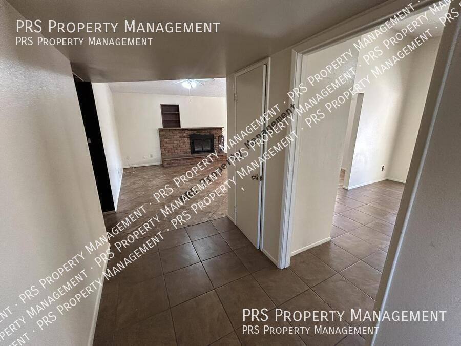 House for rent at 3729 S Kenneth Place, Tempe, AZ 85282