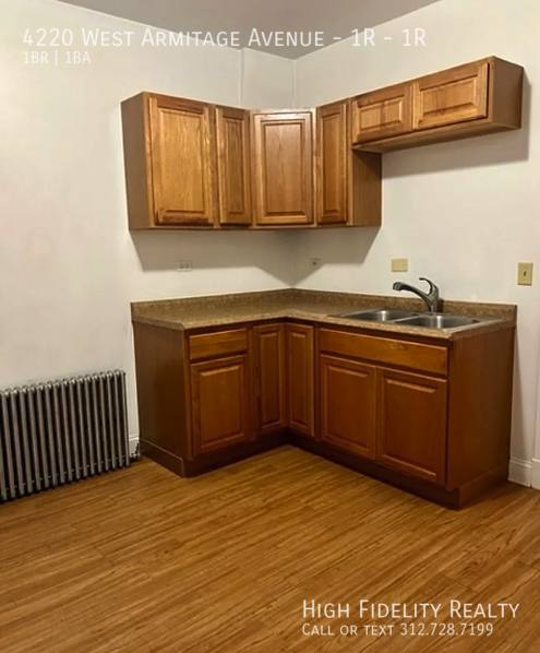 Apartment for rent at 4220 W Armitage Ave #1R, Chicago, IL 60639