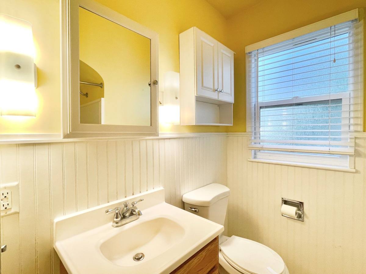 Apartment for rent at 3671 S 2300 E, Salt Lake City, UT 84109