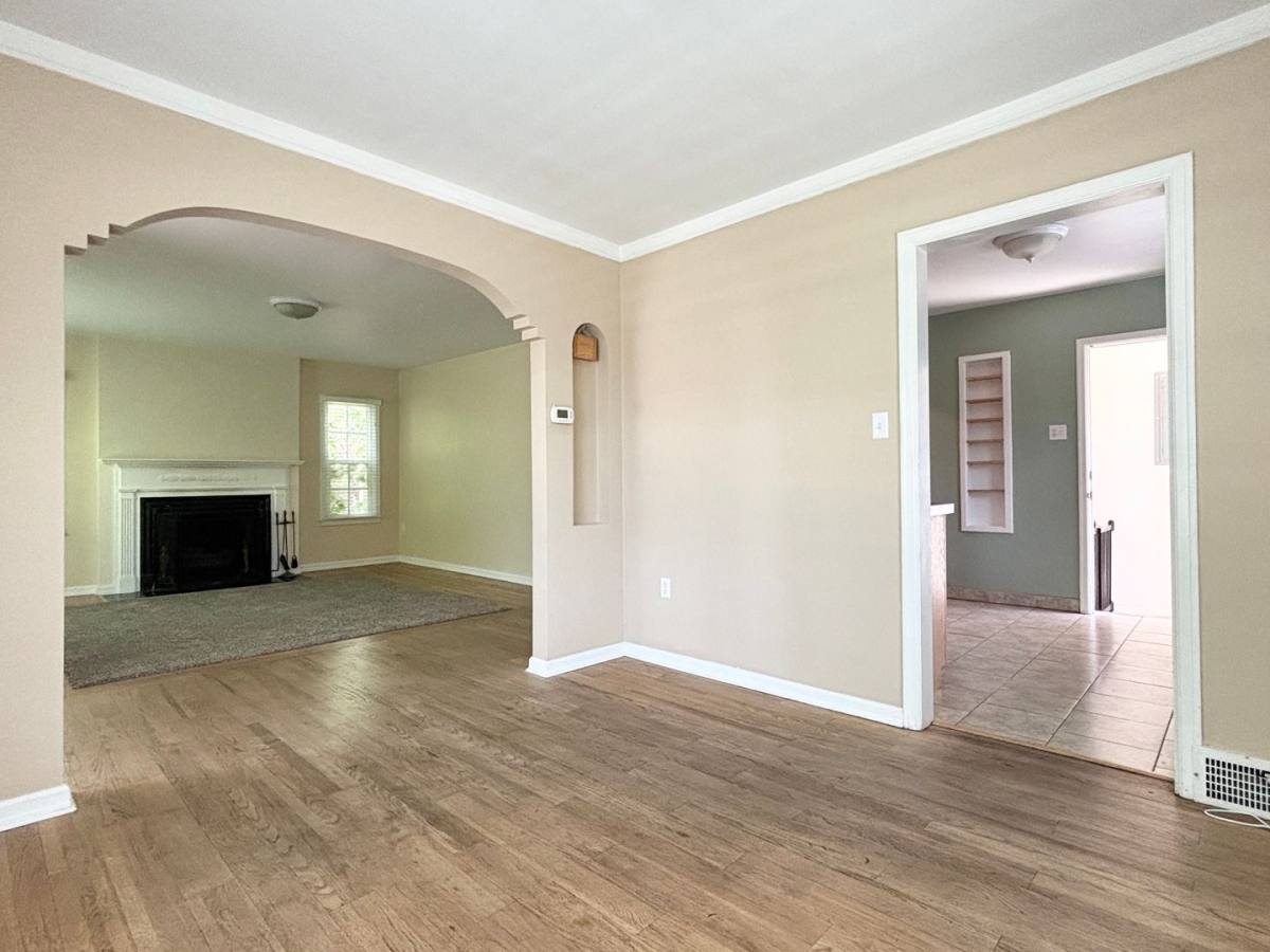 Apartment for rent at 3671 S 2300 E, Salt Lake City, UT 84109
