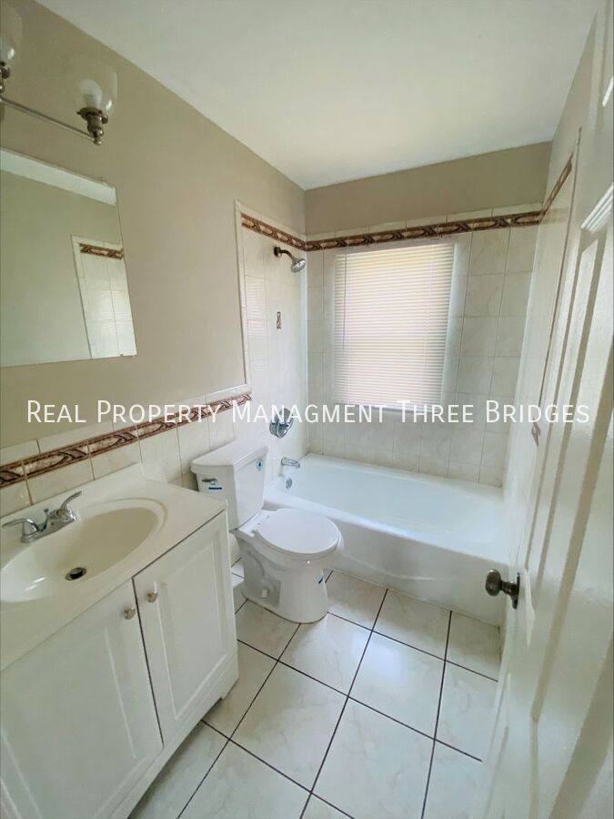 House for rent at 6156 Wulff Dr, Saint Louis, MO 63134