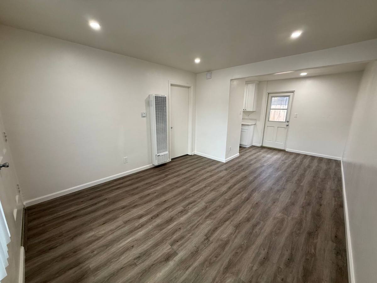 Apartment for rent at 814 4th St #6, Coronado, CA 92118