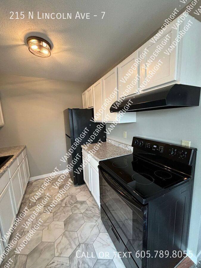 Apartment for rent at 215 N Lincoln Ave #7, Canton, SD 57013