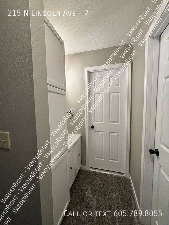 Apartment for rent at 215 N Lincoln Ave #7, Canton, SD 57013