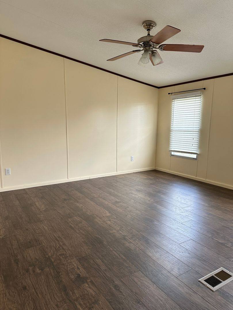 Apartment for rent at 1016 Prairie, Bandera, TX 78003