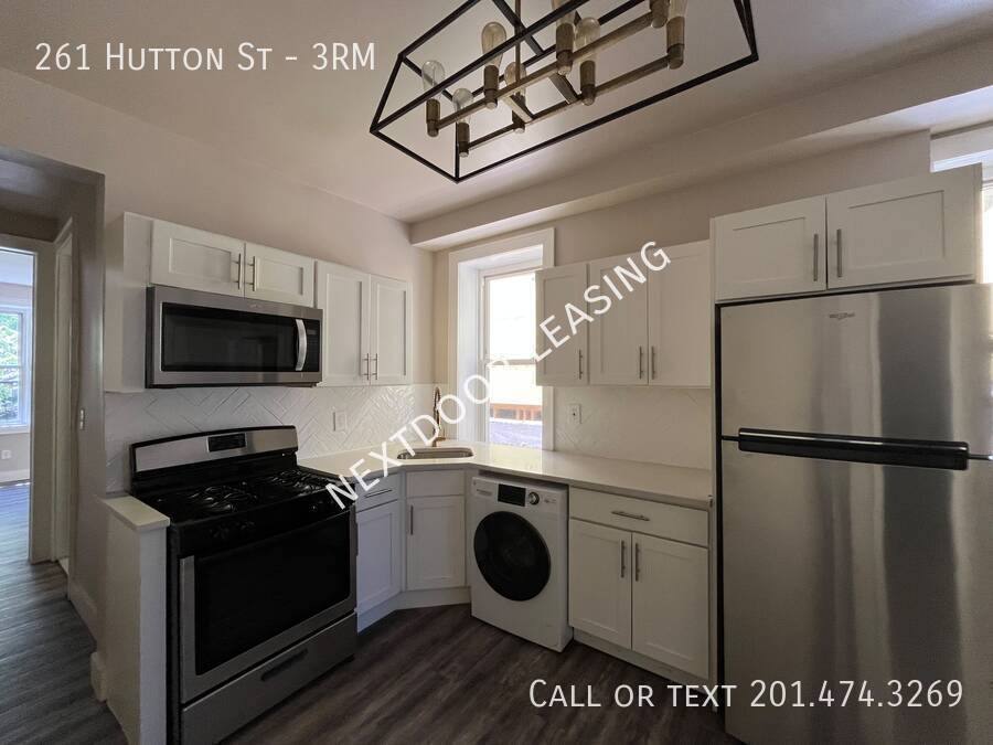 Apartment for rent at 261 Hutton St #3RM, Jersey City, NJ 07307