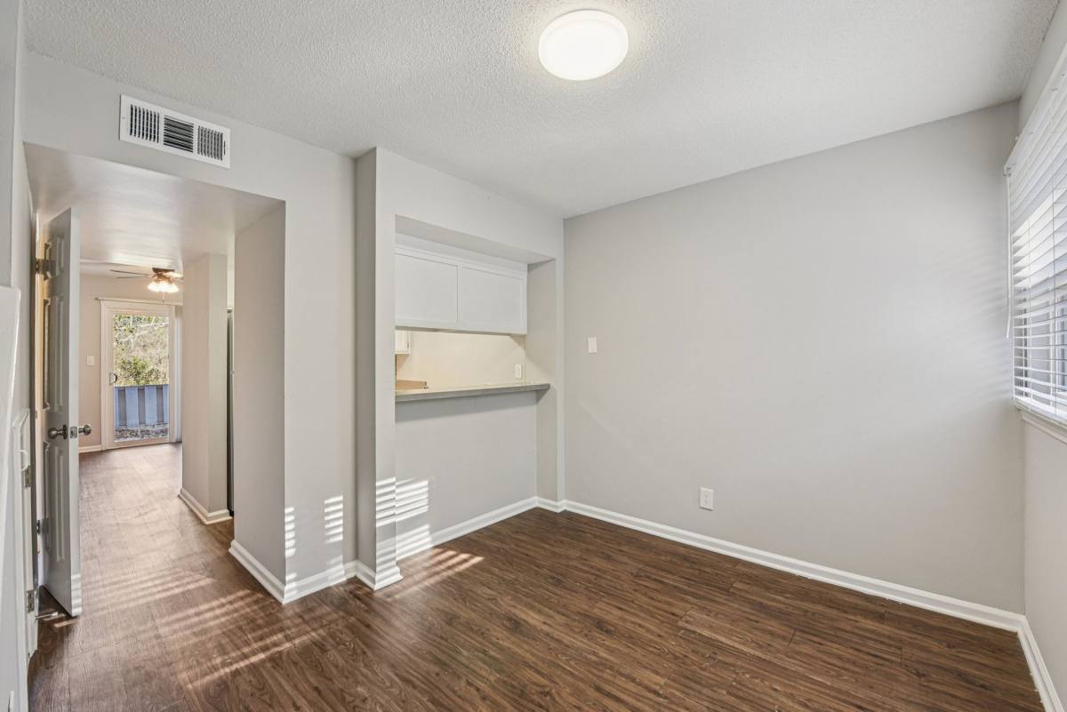 Townhouse for rent at 260 Brookwood Ave, Concord, NC 28025