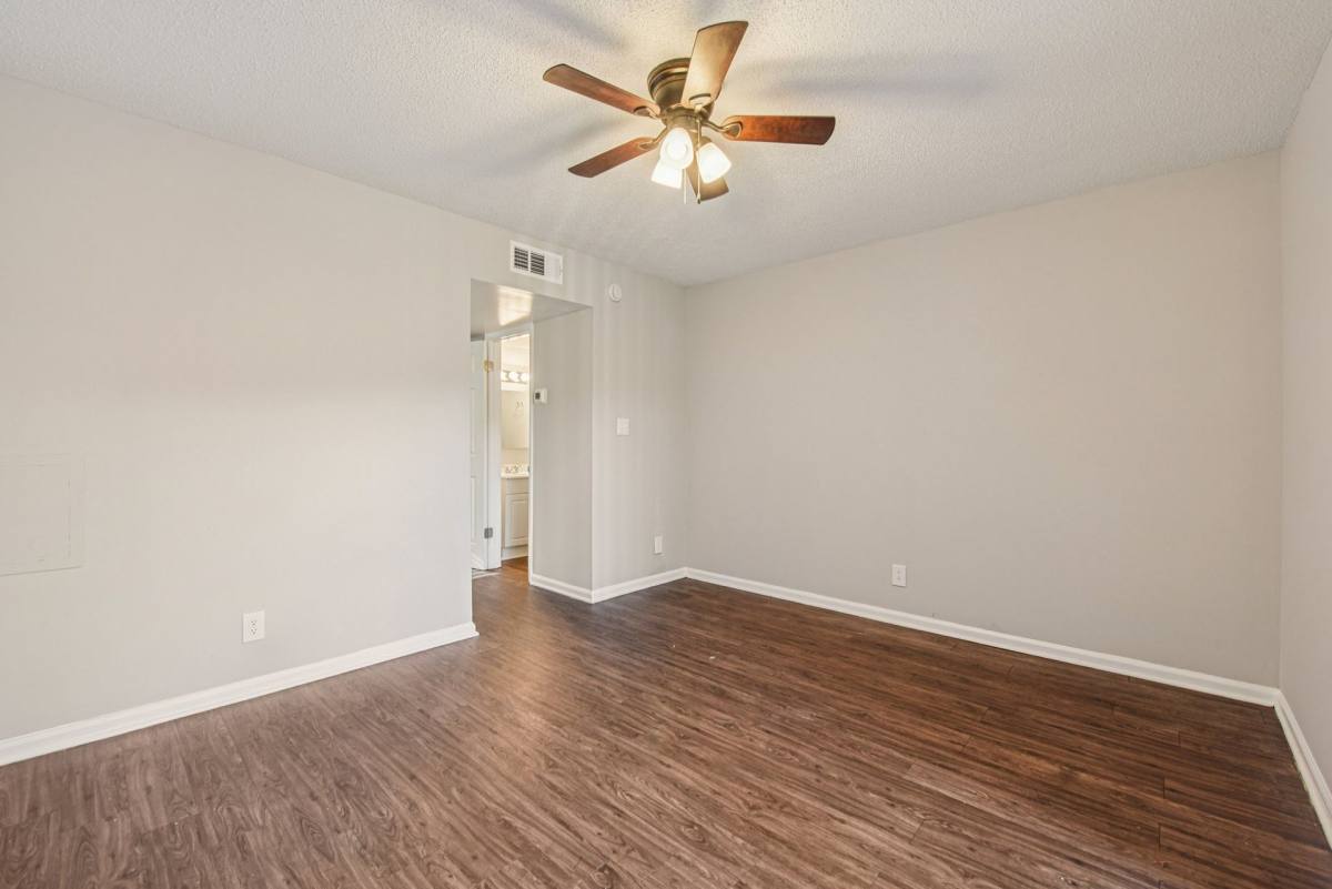 Townhouse for rent at 260 Brookwood Ave, Concord, NC 28025