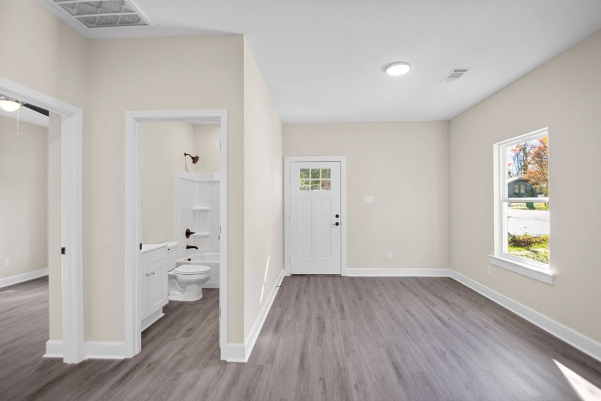 Apartment for rent at 1523 S Cedar St, Little Rock, AR 72204