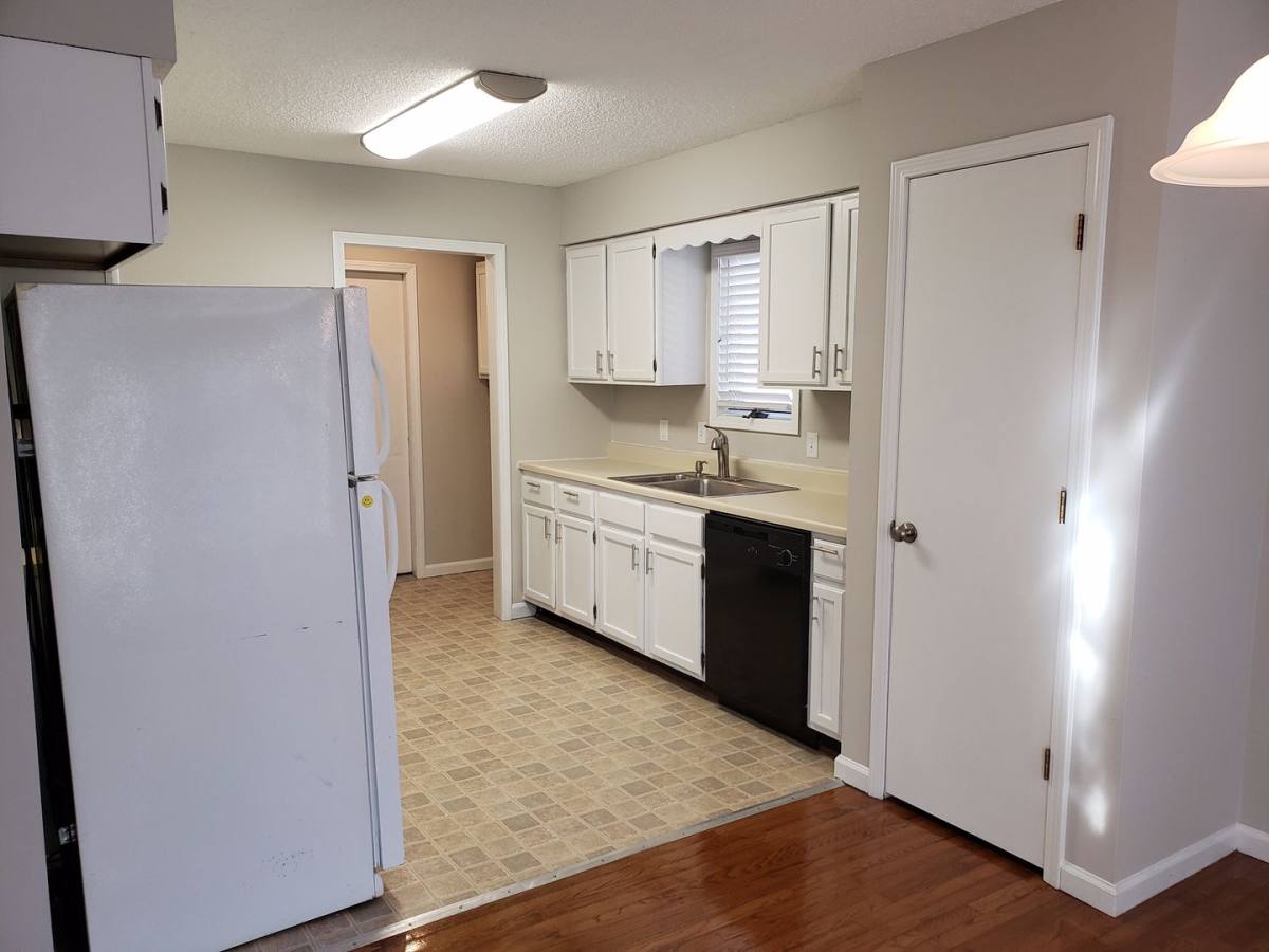 House for rent at 1432 S Arcadia, Springfield, MO 65804