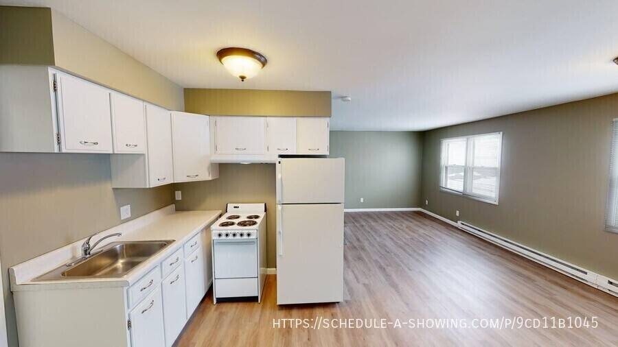 404 E Park #3, Marquette, MI 49855 - Apartment for Rent - Image 1