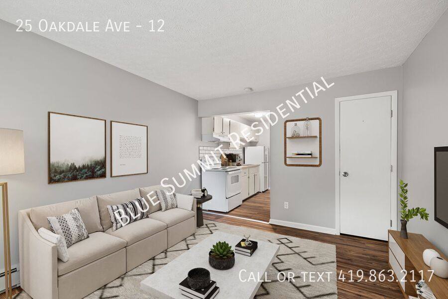 Apartment for rent at 25 Oakdale Ave #12, Akron, OH 44302
