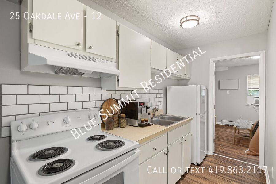 Apartment for rent at 25 Oakdale Ave #12, Akron, OH 44302