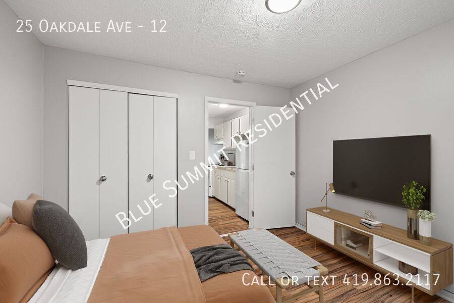 Apartment for rent at 25 Oakdale Ave #12, Akron, OH 44302