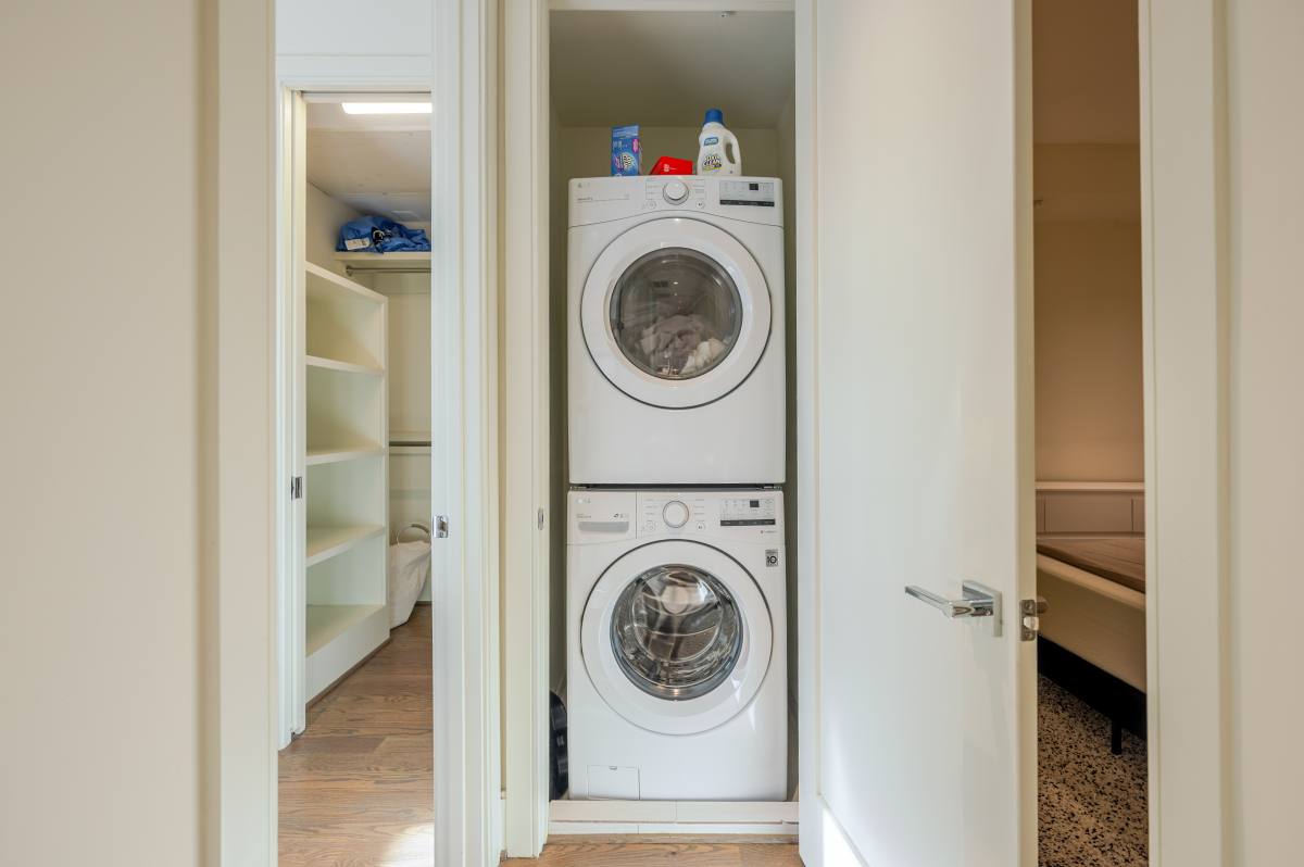 Condo for rent at 270 15th St SE #102, Washington, DC 20003