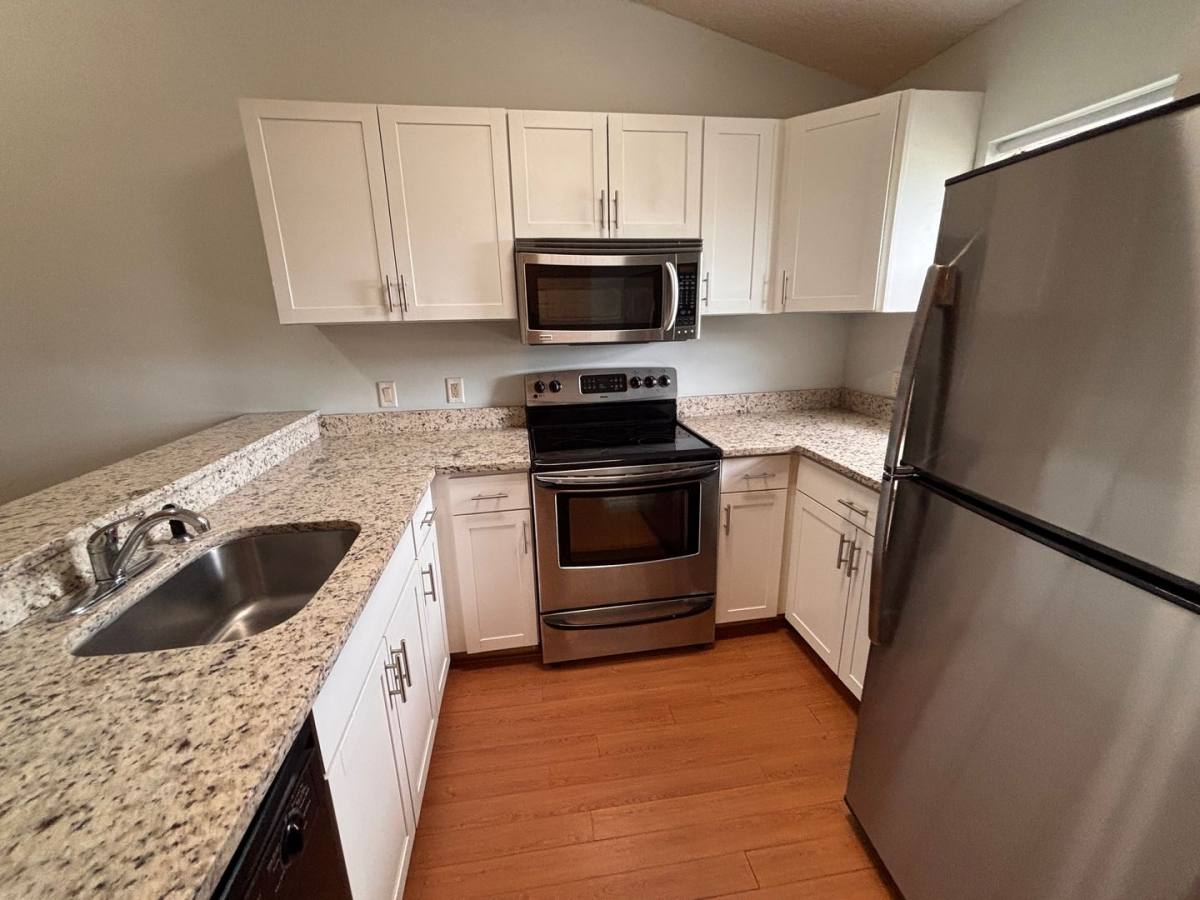 House for rent at 154 Governor St, Green Cove Springs, FL 32043