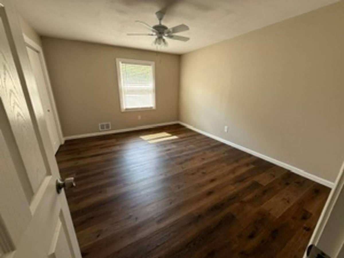 Apartment for rent at 309 Hawthorne Court, Belton, MO 64012