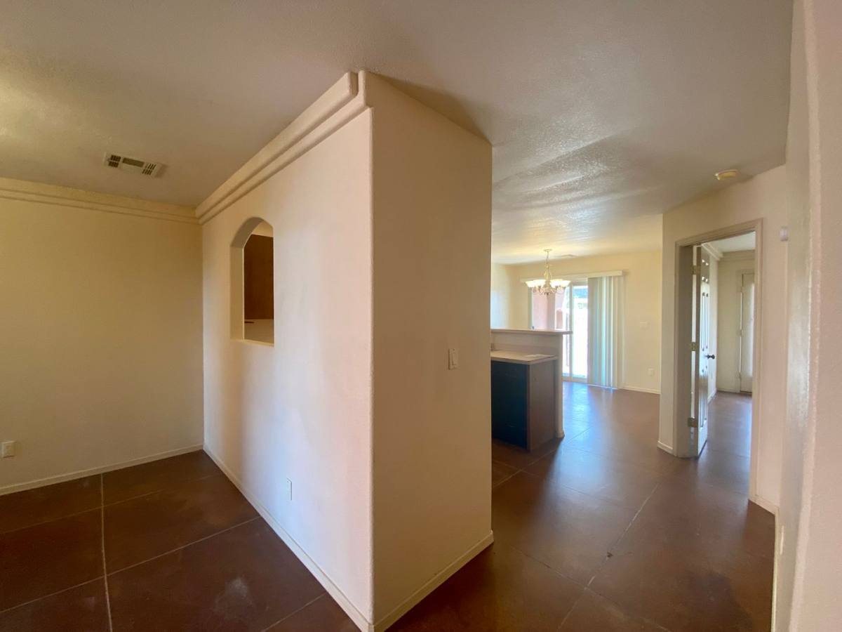 Townhouse for rent at 3860 Las Colinas Dr, Las Cruces, NM 88012